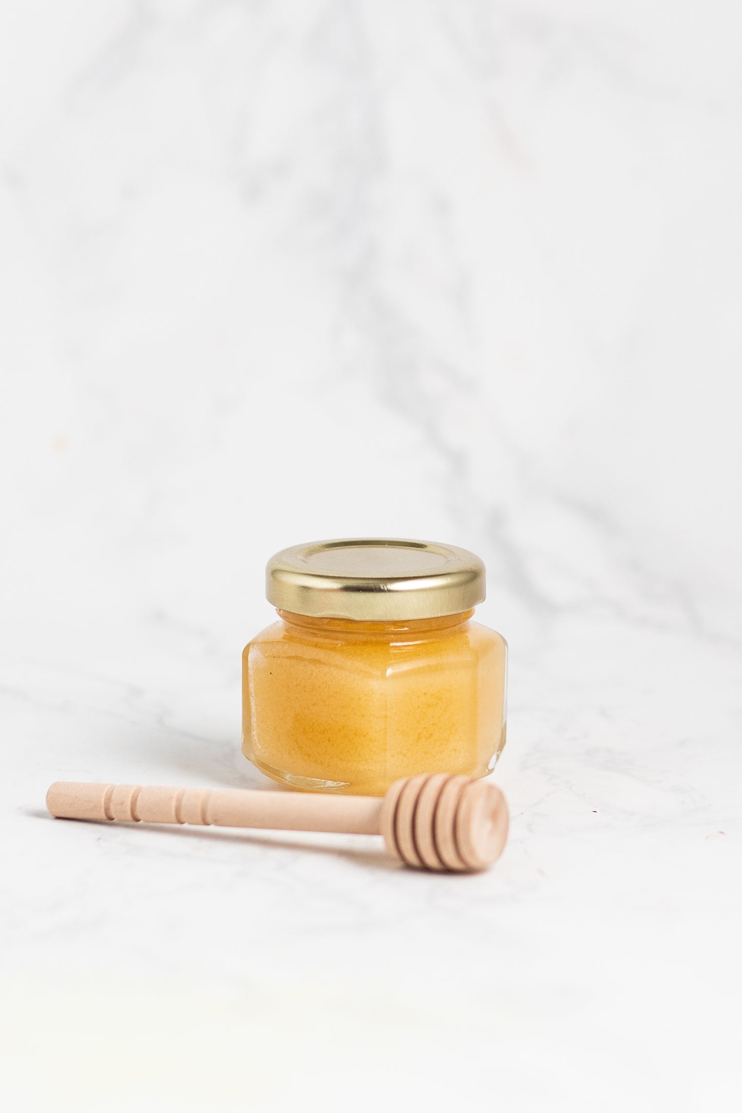 60g Raw Honey Favor jar
